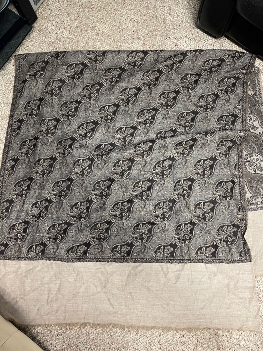 100% wool paisley print tan/brown 82 inch*39 inch scarf/wrap/shawl